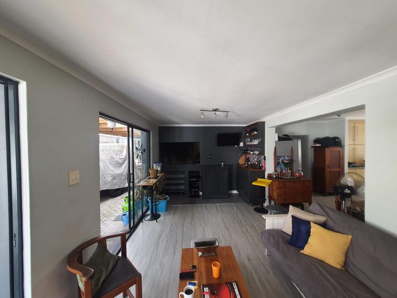 To Let 3 Bedroom Property for Rent in Bonnie Brae Western Cape